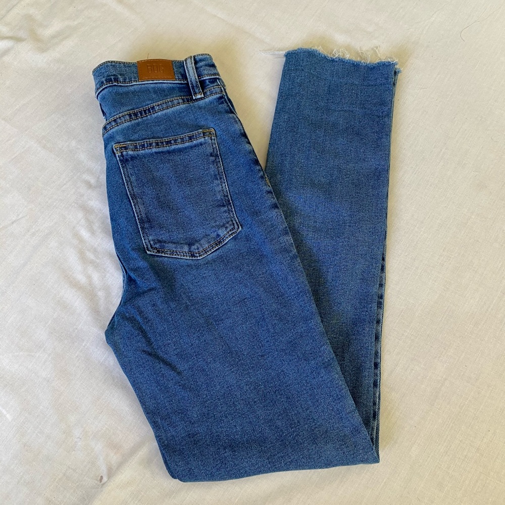 BDG Girlfriend High-Rise Jeans